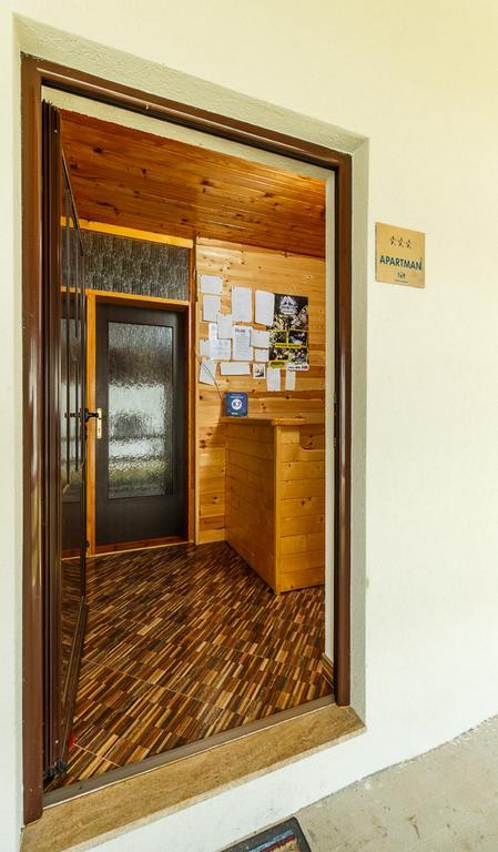 Hostel Highlander Zabljak  Exterior photo