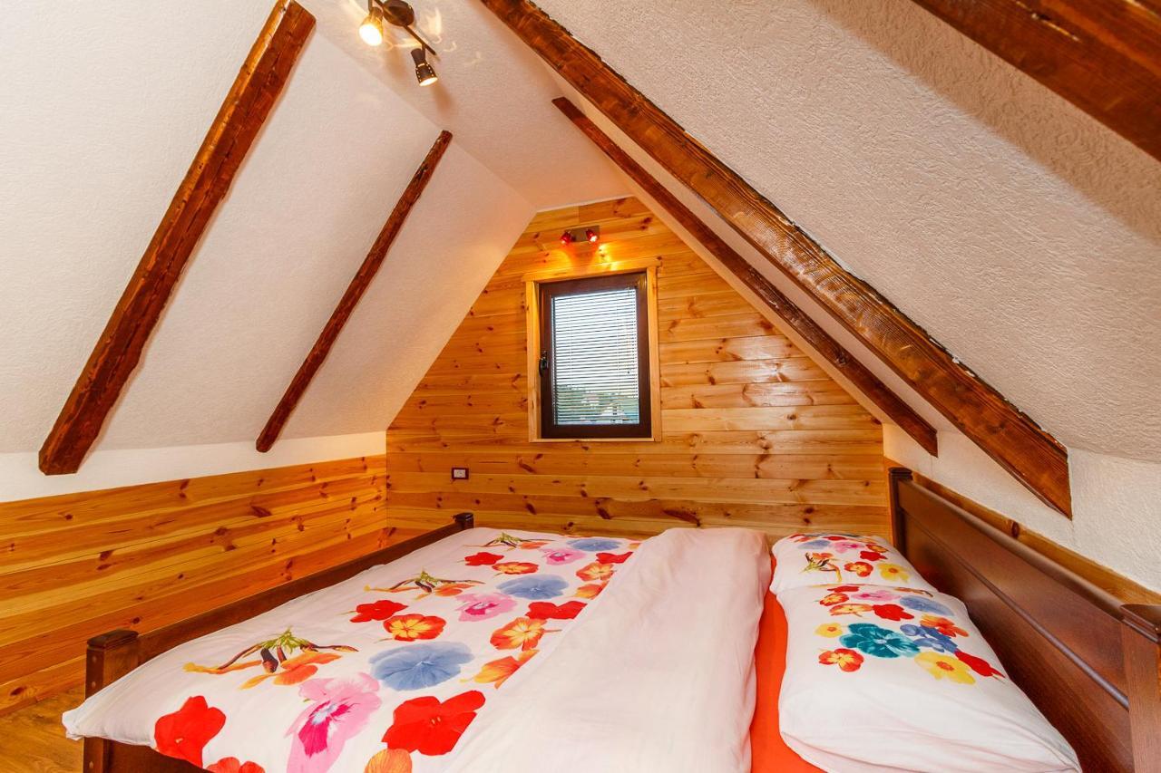 Hostel Highlander Zabljak  Exterior photo